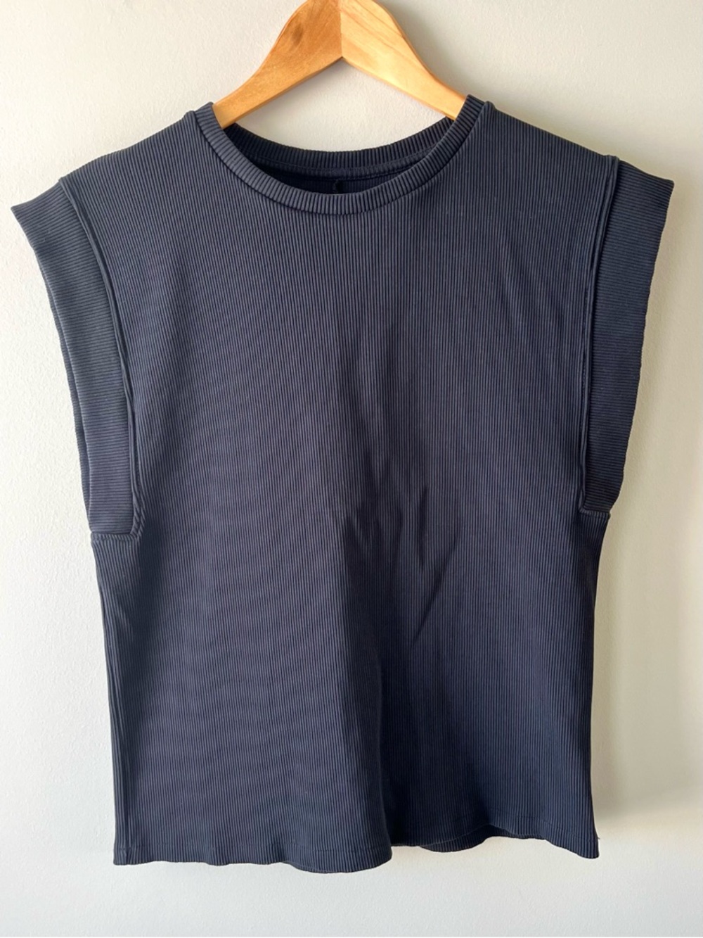 PURE COTTON Women's Sleeveless Thick Ribbed Top in Black Size Medium -Minimalist